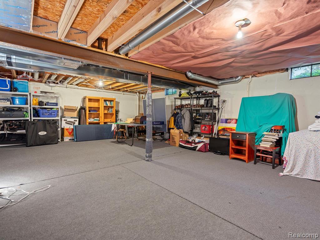 62 S WASHINGTON Street, Lake Orion, MI 48362 — Photo 23