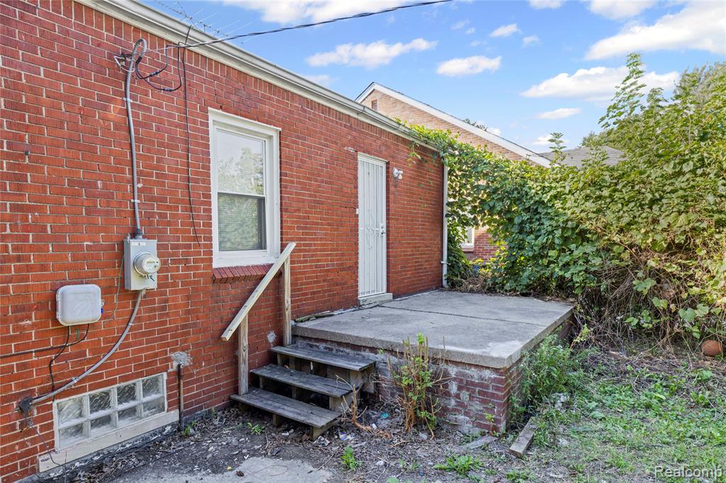 7280 Rosemont Avenue, Detroit, MI 48228 — Photo 5