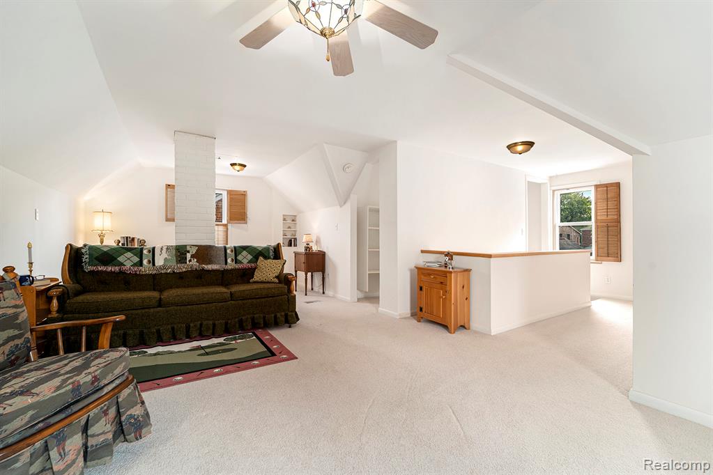 916 N Rosevere Avenue, Dearborn, MI 48128 — Photo 11