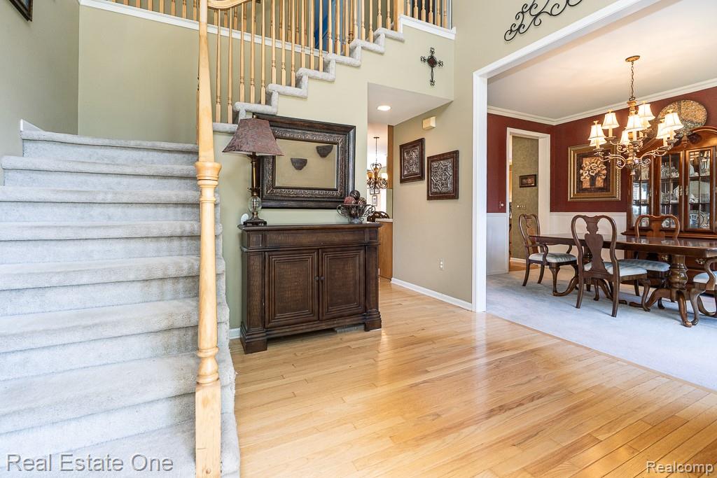 4595 Dunbar Court, Rochester, MI 48306 — Photo 9