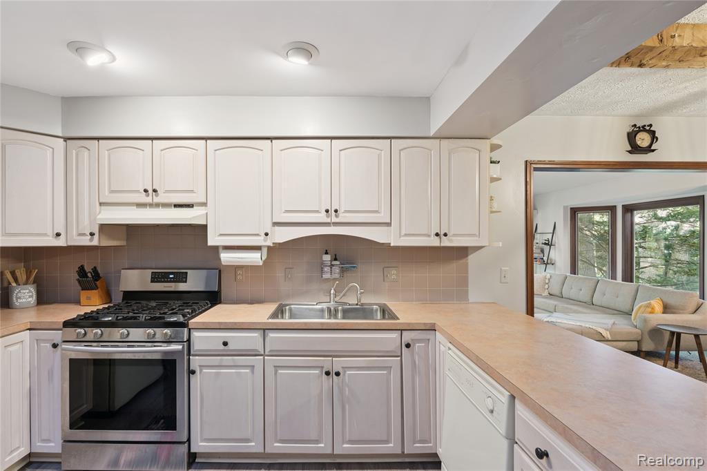 5955 Chickadee Lane, Clarkston, MI — Photo 22