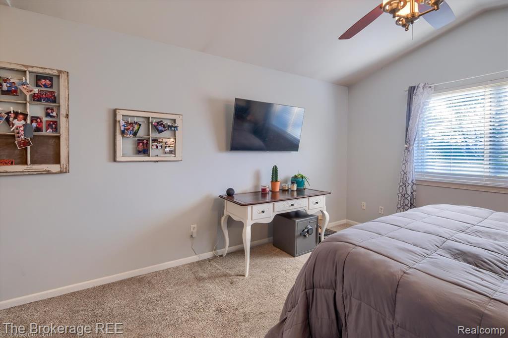 8380 Hunt Club Court, Grand Blanc, MI 48439 — Photo 62
