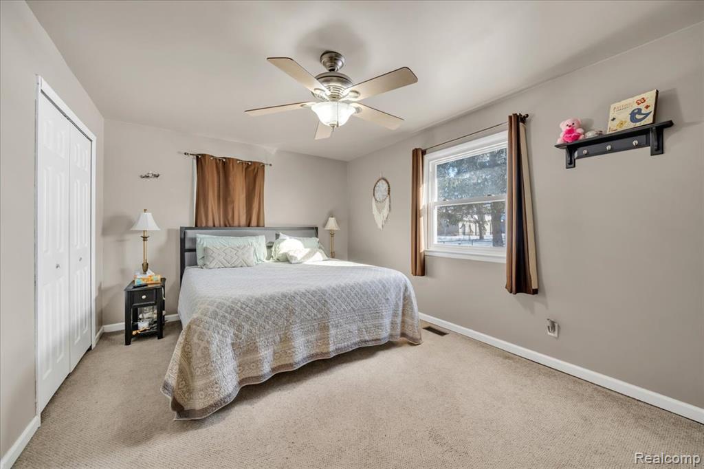 9169 Graytrax Road, Grand Blanc, MI 48439 — Photo 15