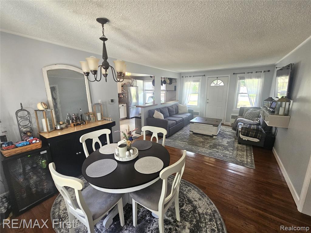 810 Forest Drive, Fenton, MI 48430 — Photo 11
