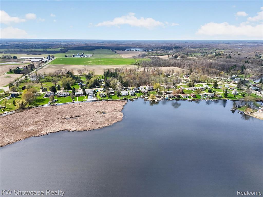 6354 Bennett Lake Road, Fenton, MI 48430 — Photo 17