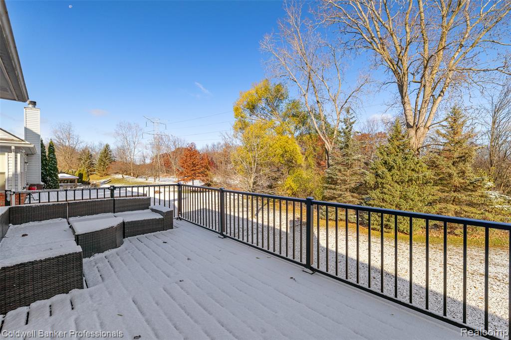 4881 Spring Meadow Drive, Clarkston, MI 48348 — Photo 45