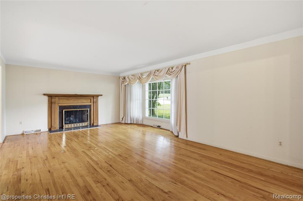 7110 Paterese Drive, Bloomfield Hills, MI 48301 — Photo 7
