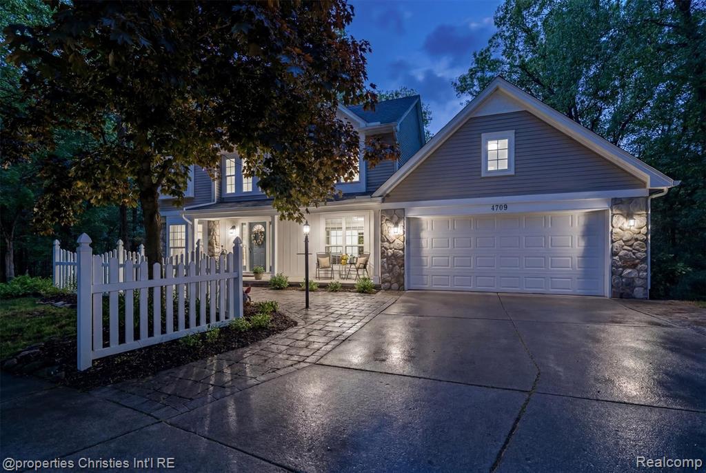 4709 Greenview Court, Commerce Twp, MI 48382 — Photo 5