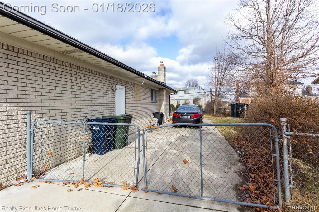 36218 Allison Drive - Photo 5