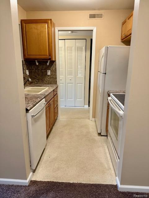 831 BLOOMFIELD VILLAGE Boulevard, Auburn Hills, MI 48326 — Photo 9