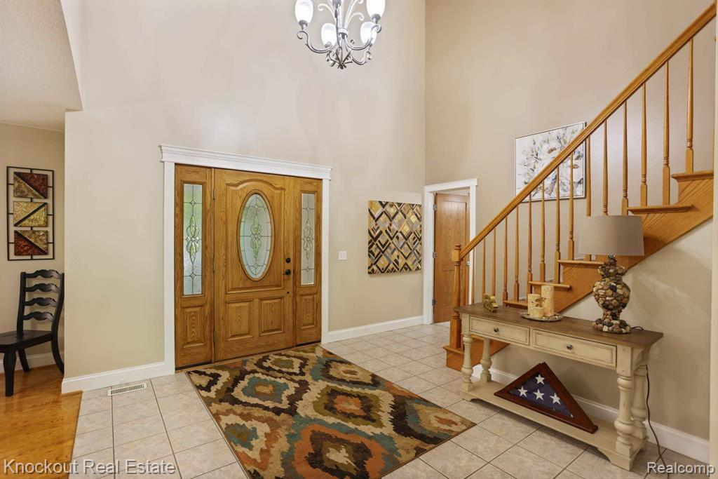 9763 BEECH TREE Lane, Frankenmuth, MI 48734 — Photo 8