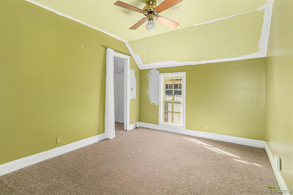 613 S EAST Street, Fenton, MI 48430 — Photo 16