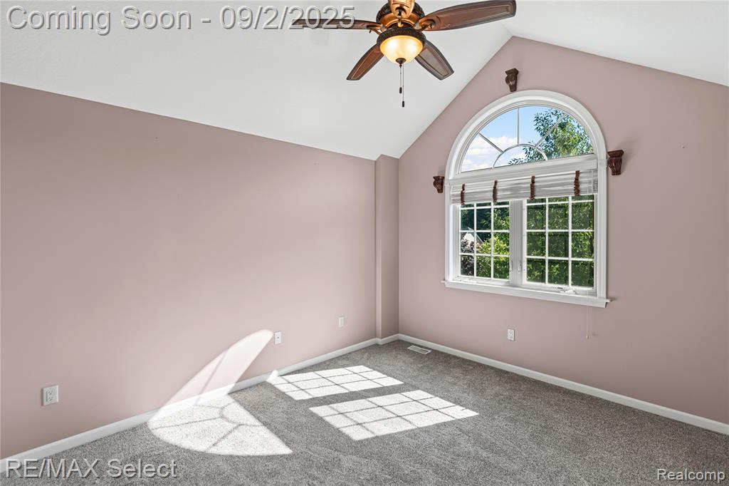 8468 Cranbrook Drive, Grand Blanc, MI 48439 — Photo 32