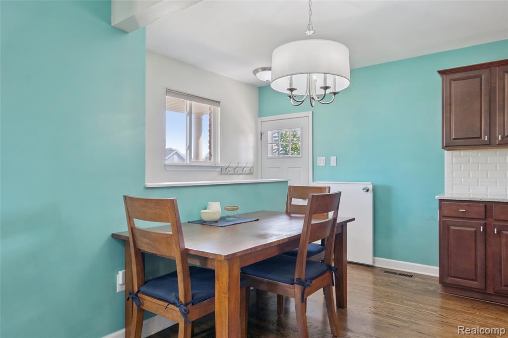 4241 Cooper Avenue, Royal Oak, MI 48073 — Photo 10