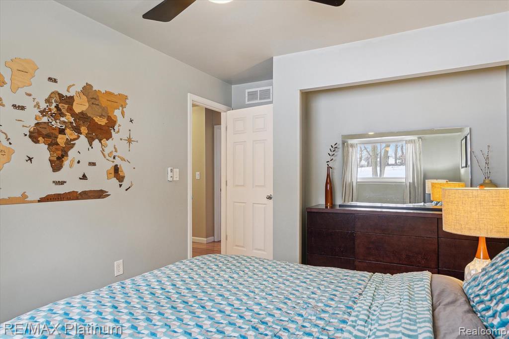 2123 Winewood Avenue, Ann Arbor, MI 48103 — Photo 21