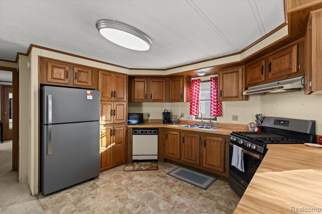 1948 Meadowlark Lane, Kimball, MI — Photo 12