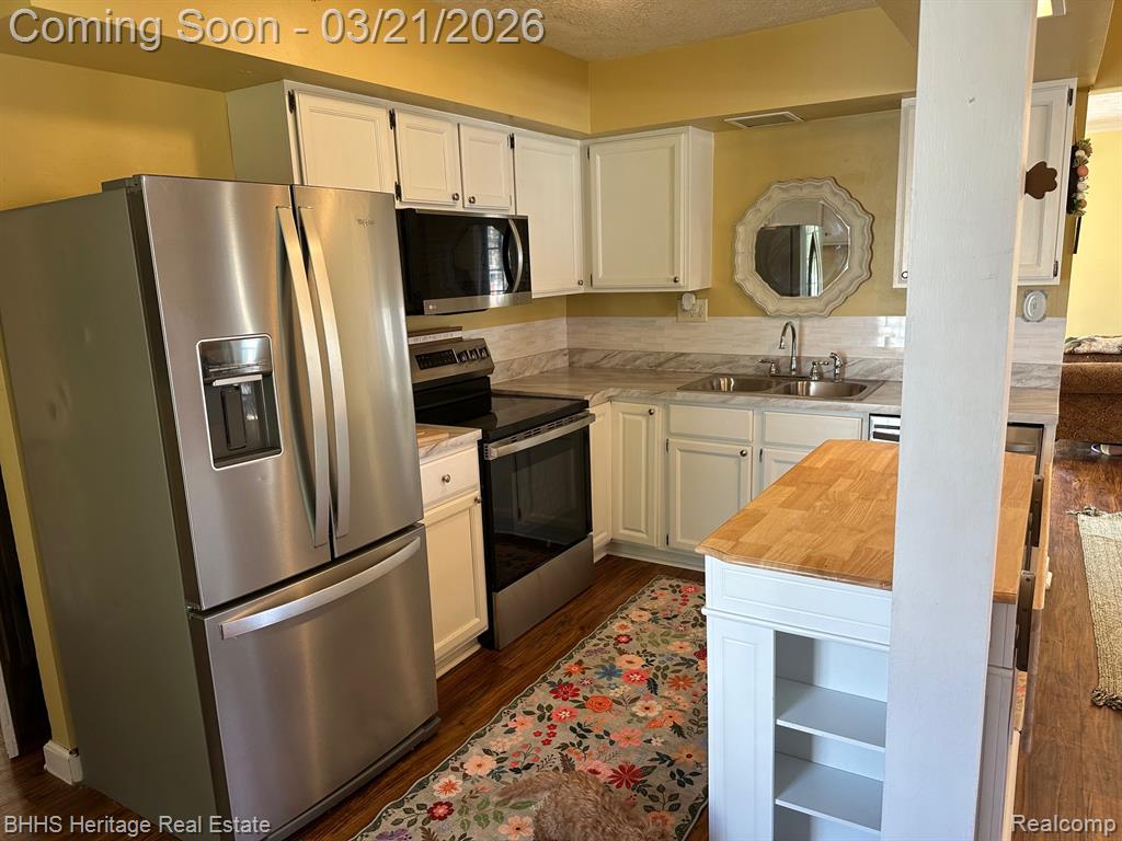 409 Lake Street, Howell, MI 48843 — Photo 8
