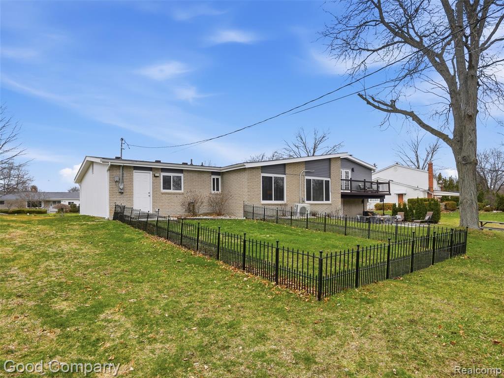 7371 Edinborough, West Bloomfield, MI — Photo 51