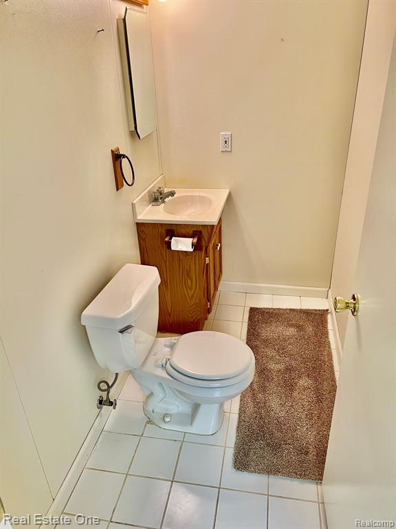 240 WINDING BROOK, 104, Commerce Twp, MI 48390 — Photo 24