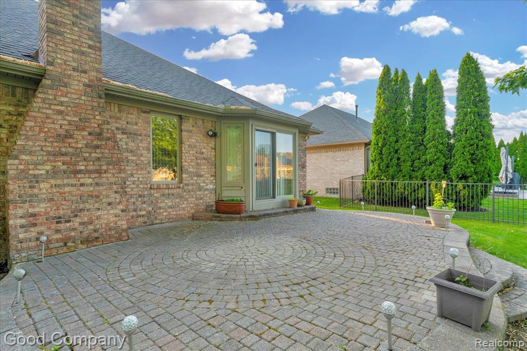 51414 Pinewood Drive, Macomb, MI 48042 — Photo 40