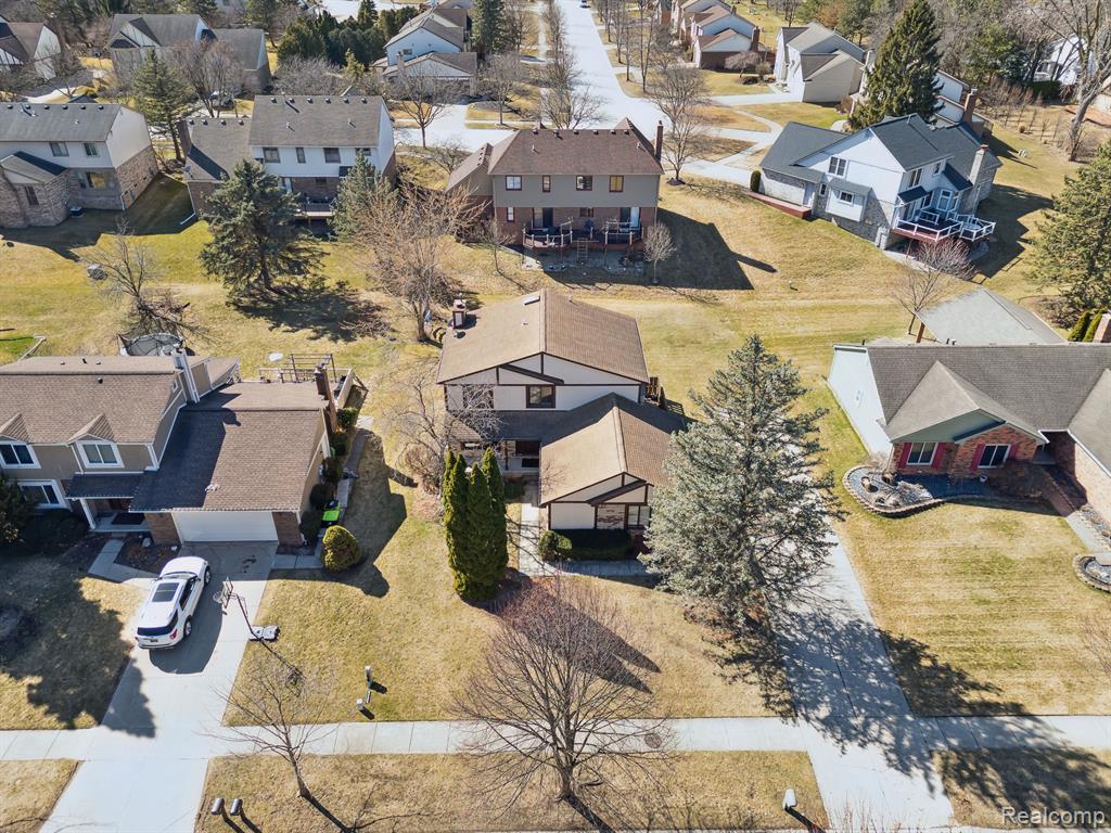 25567 BUCKMINSTER Drive, Novi, MI — Photo 40