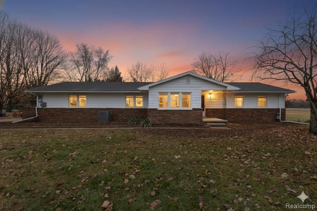 15635 Martinsville Road, Belleville, MI 48111