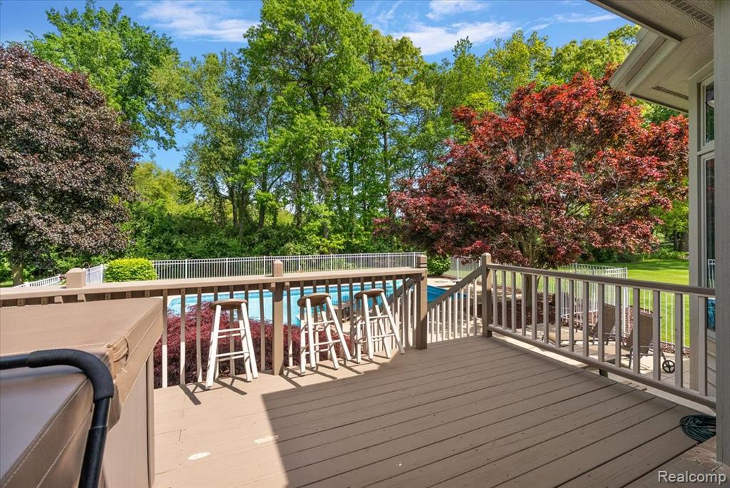 8533 Glen View Drive, Howell, MI 48843 — Photo 41