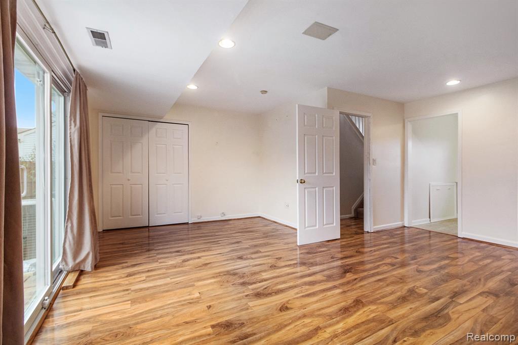 7232 Cypress Pointe Drive, Ypsilanti, MI 48197 — Photo 16