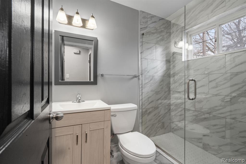 4415 S Crooks, Royal Oak, MI 48073 — Photo 9