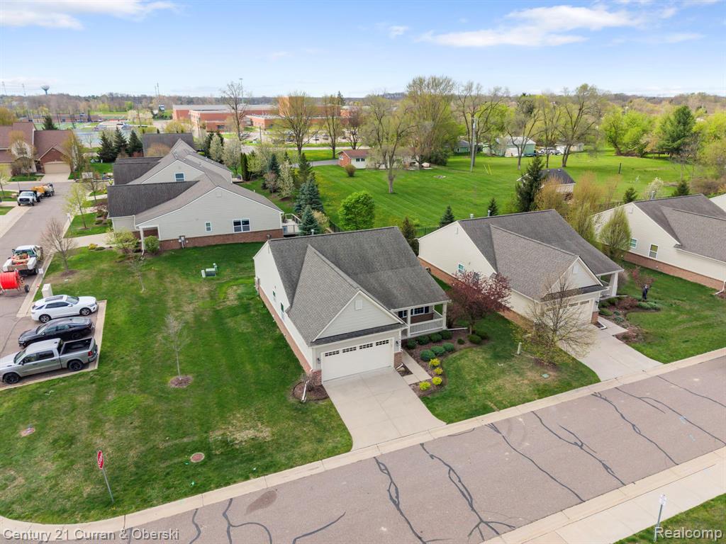 1091 Paddock Drive, South Lyon, MI 48178 — Photo 5