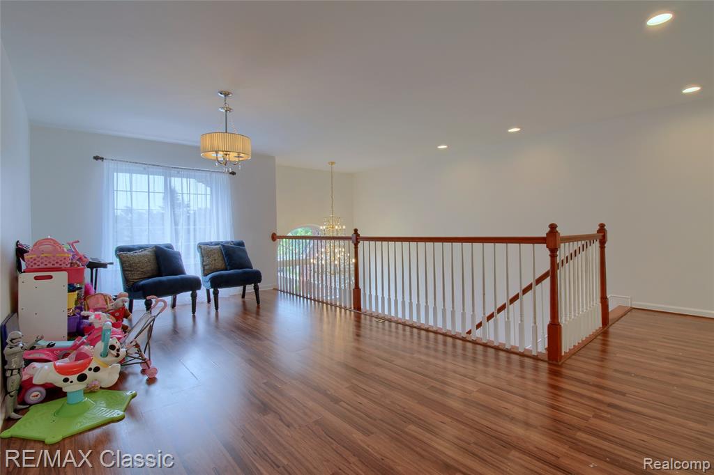 761 Nissen Court, Wixom, MI 48393 — Photo 23