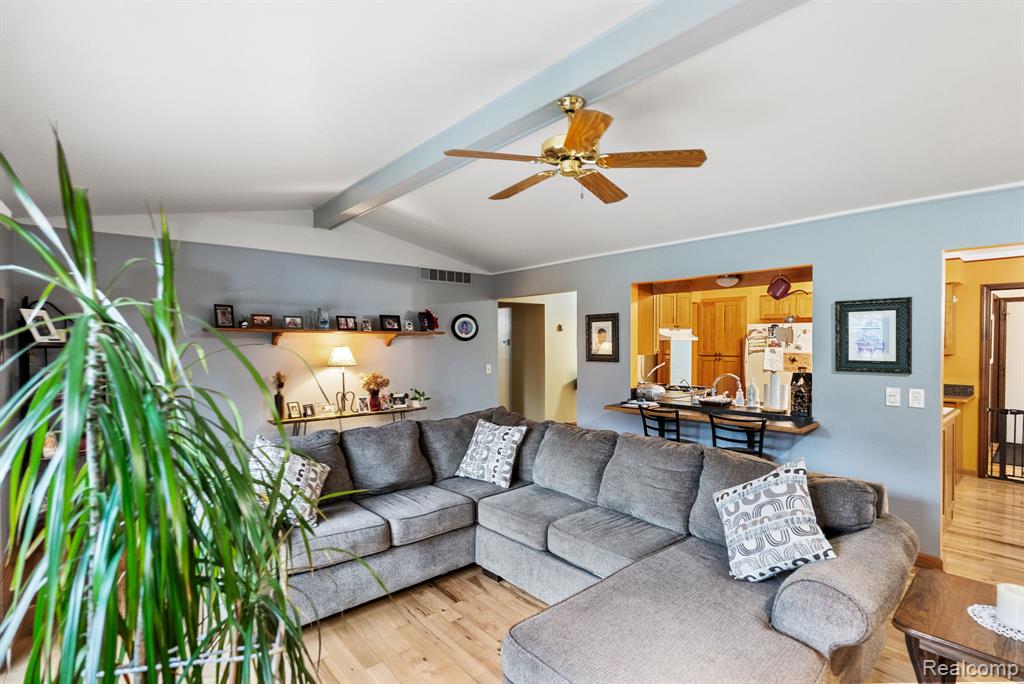 42917 Freeport Drive, Sterling Heights, MI 48313 — Photo 8