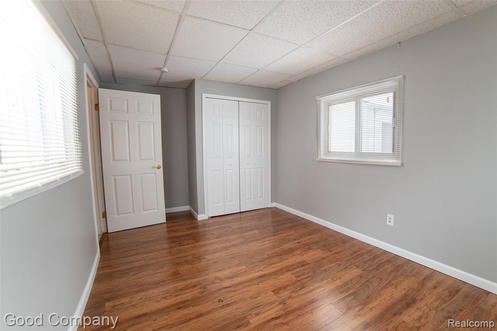 544 E Dallas Avenue, Madison Heights, MI 48071 — Photo 18