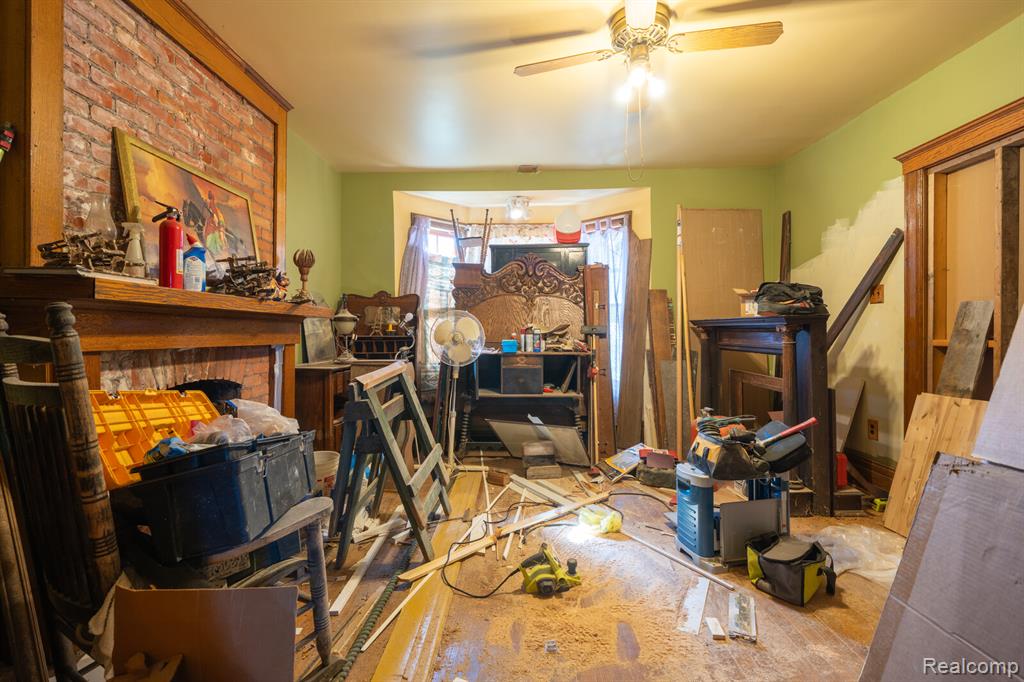 231 Chandler Street, Detroit, MI 48202 — Photo 19