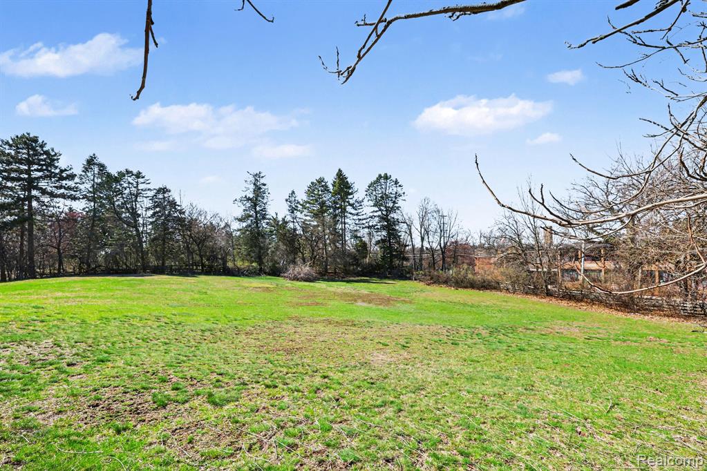 32020 Franklin Road, Franklin, MI 48025 — Photo 9