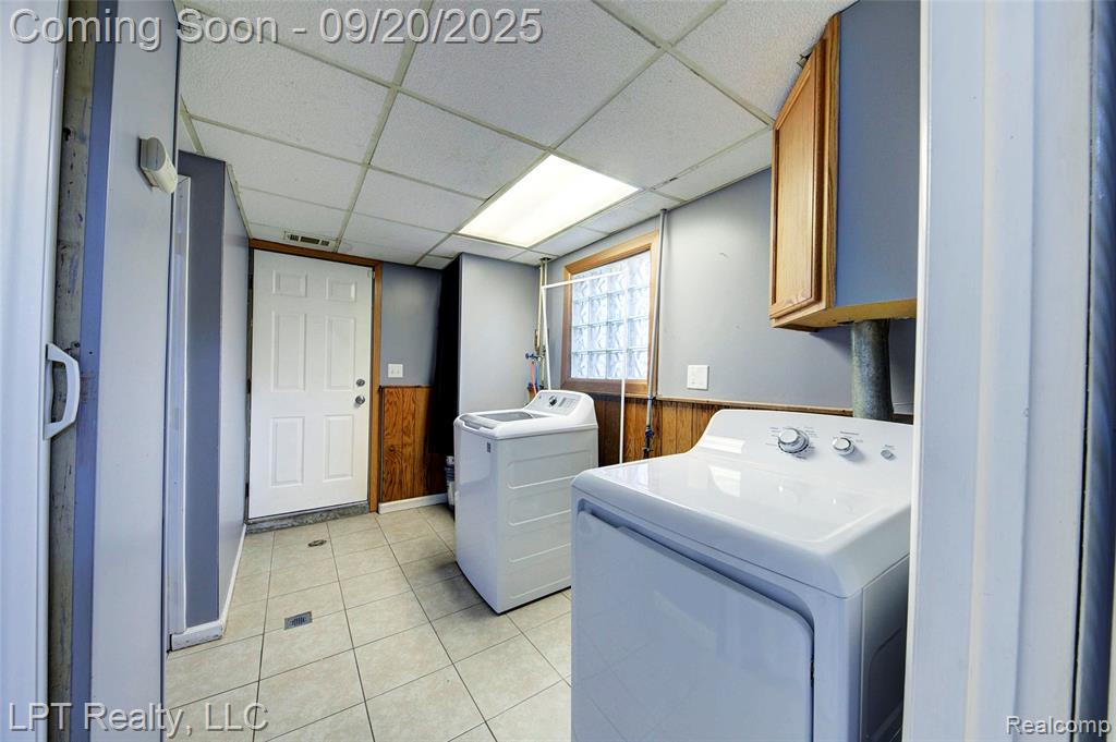 4476 Weddel Street, Dearborn Heights, MI 48125 — Photo 30