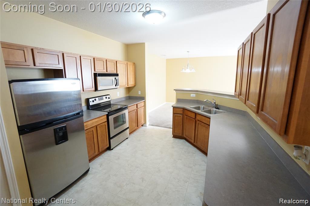 16869 HAWICK Lane, Romulus, MI 48174 — Photo 7