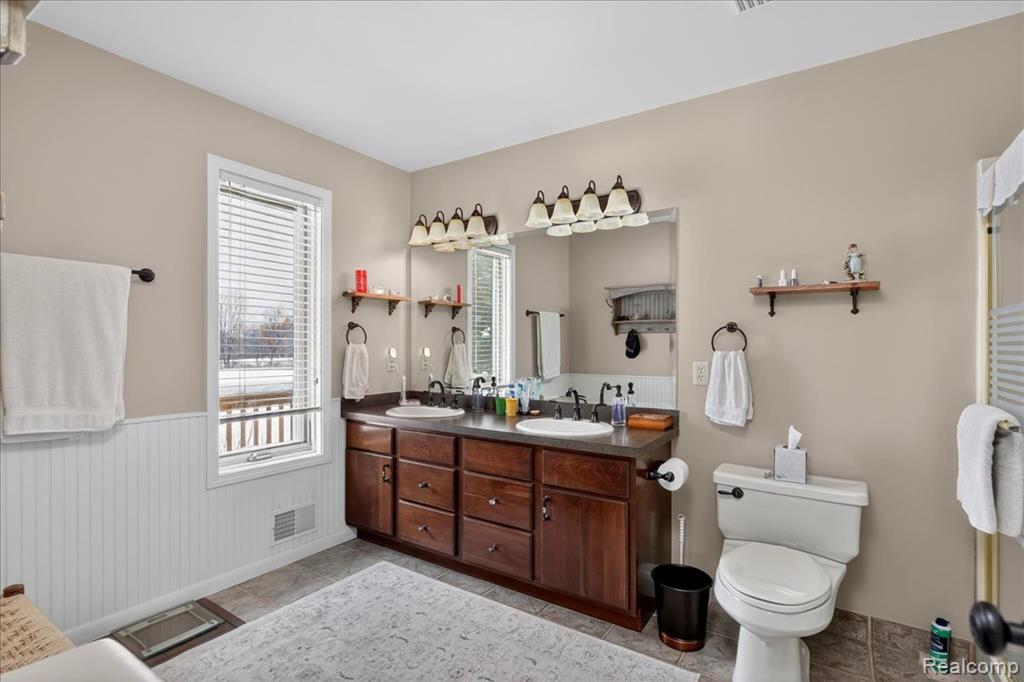 13660 French Lane, Davisburg, MI 48350 — Photo 28