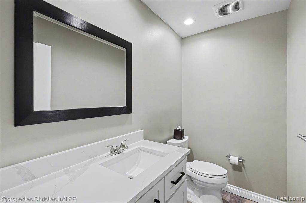5143 Woodlands Drive, Bloomfield Hills, MI 48302 — Photo 6