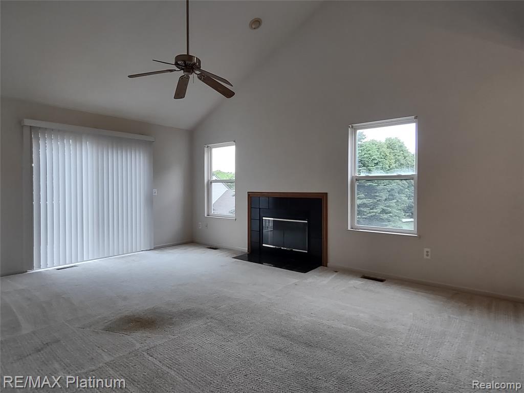 10343 Tophill Drive, 5, Hartland, MI 48353 — Photo 3
