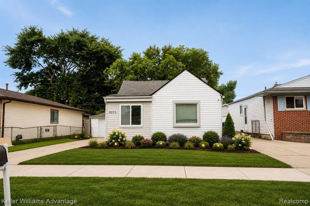8273 Fremont Street, Westland, MI
