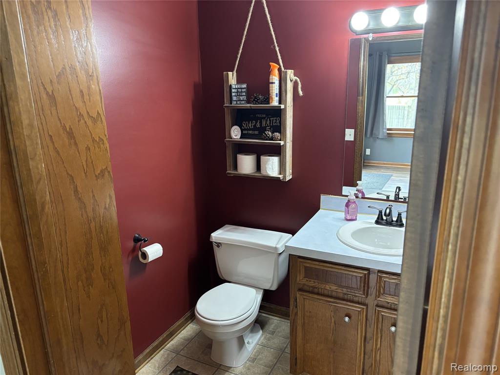 5407 Newcastle Drive SE, Kentwood, MI 49508 — Photo 17