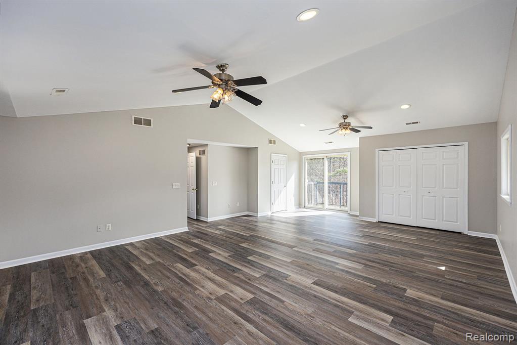 47546 ROLAND Street, Utica, MI 48317 — Photo 17