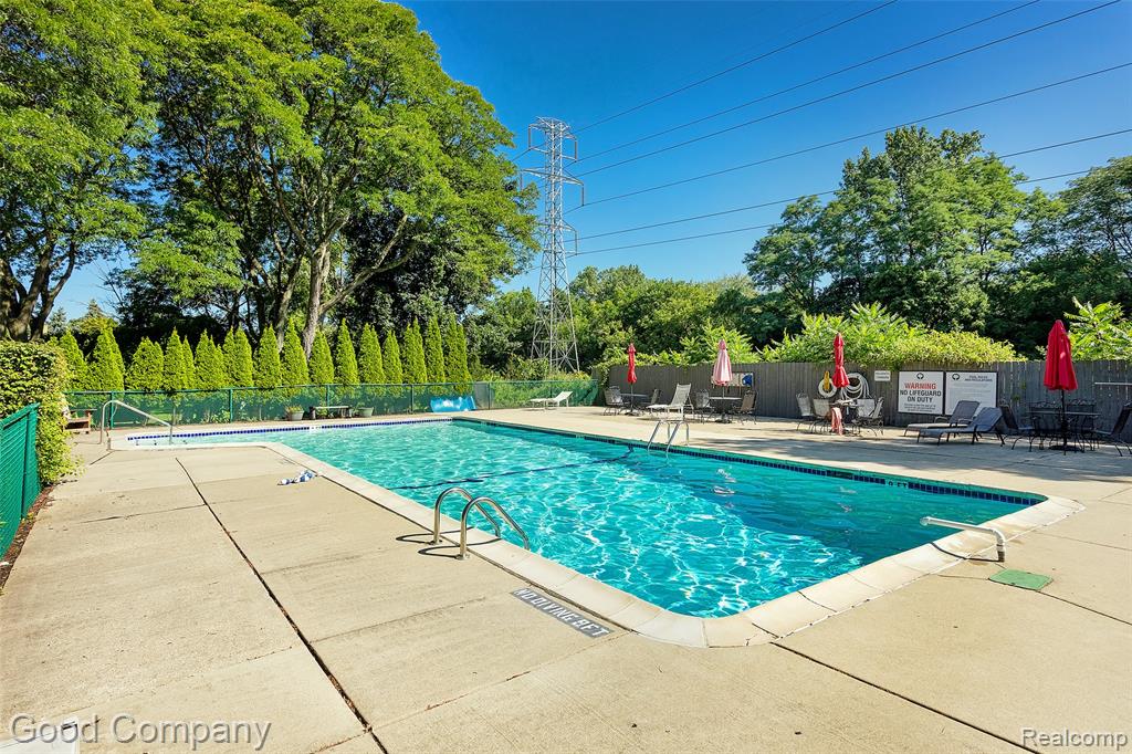 946 N Adams Road, Birmingham, MI 48009 — Photo 18