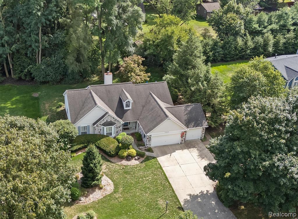 7260 Willow Oak Drive, West Bloomfield, MI 48324 — Photo 27