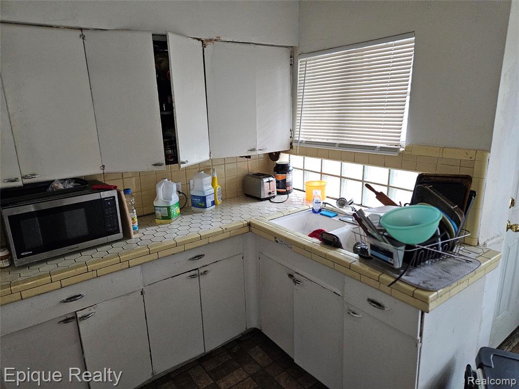 4645 Chatsworth Street, Detroit, MI 48224 — Photo 19
