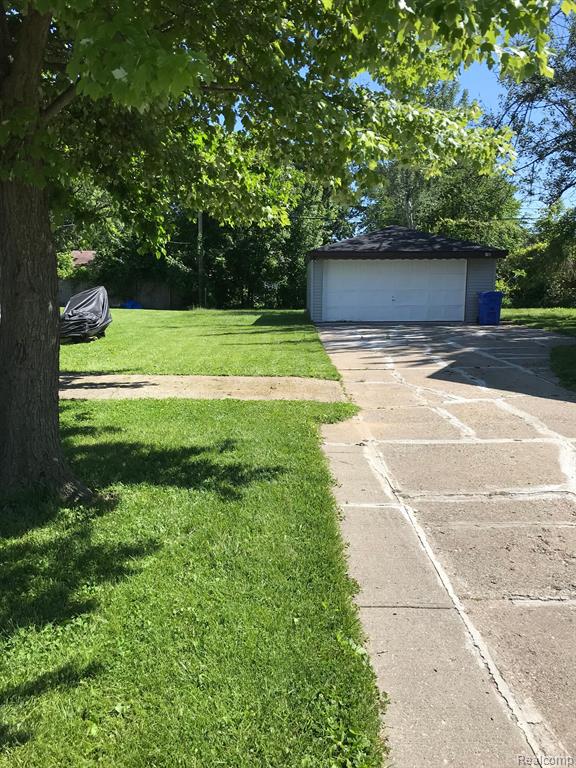 8424 Prospect Avenue, Warren, MI 48089 — Photo 5