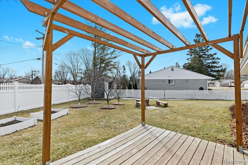 41099 Malott, Novi, MI — Photo 18