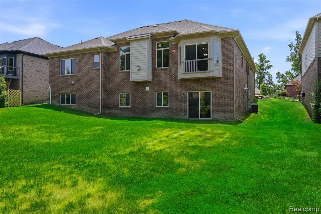 7419 Park Terrace Lane, Shelby Twp, MI 48317 — Photo 33