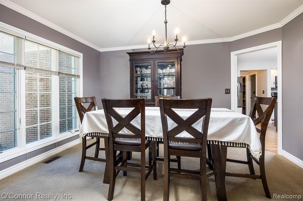 3239 Turnberry, Port Huron, MI 48060 — Photo 16